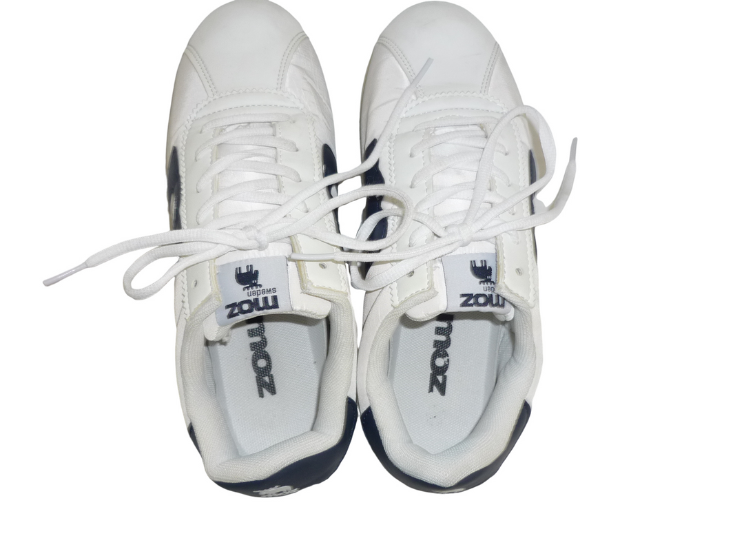 moz　スニーカー　シューズ