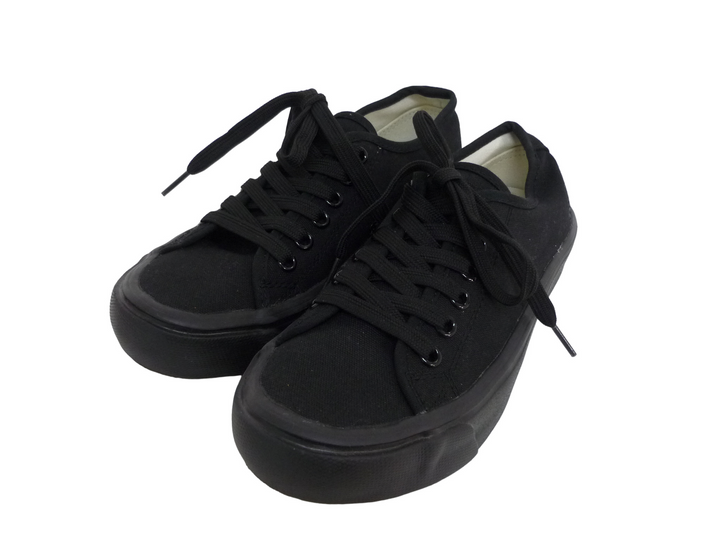 IGNIO　スニーカー　シューズ