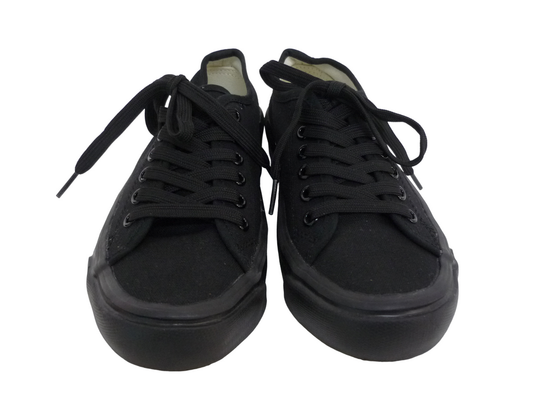 IGNIO　スニーカー　シューズ