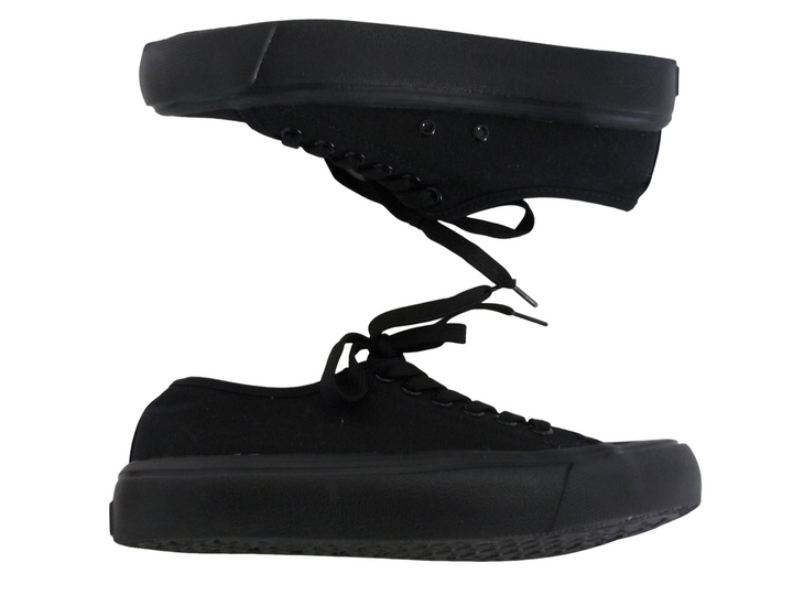 IGNIO　スニーカー　シューズ