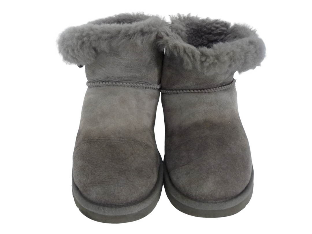 【小物/雑貨】　UGG　ブーツ ショート/ミディアム　シューズ