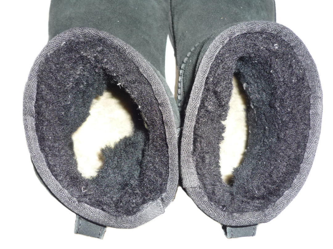 【小物/雑貨】　UGG　ブーツ ショート/ミディアム　シューズ