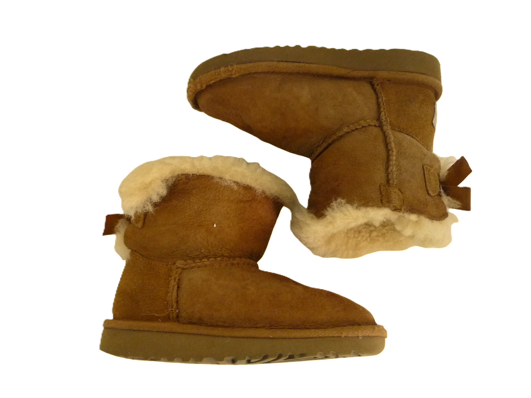 【小物/雑貨】 UGG　ブーツ ショート/ミディアム　シューズ