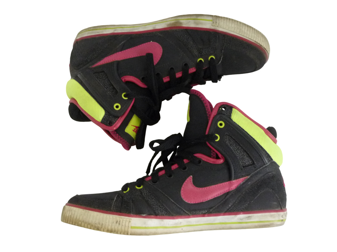 【小物/雑貨】 NIKE,ナイキ　スニーカー　シューズ