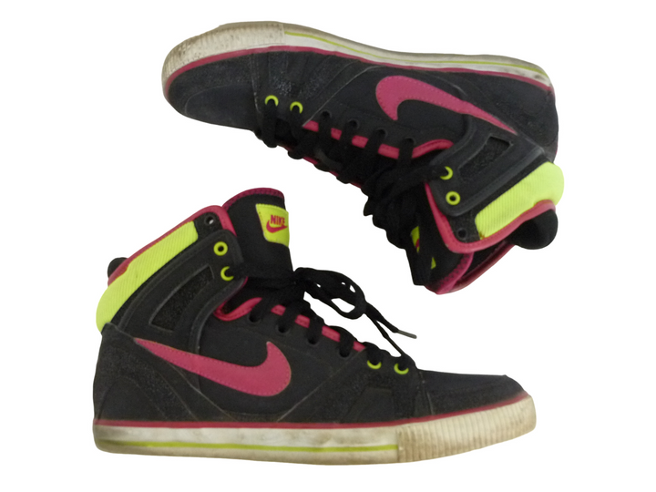 【小物/雑貨】 NIKE,ナイキ　スニーカー　シューズ