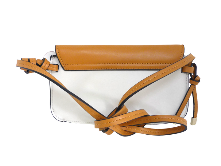 【小物/雑貨】　ZARA　ショルダーバッグ　バッグ