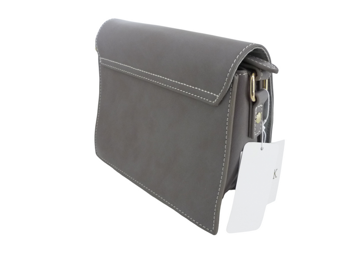 【小物/雑貨】　CONTROL FREAK　ショルダーバッグ　バッグ