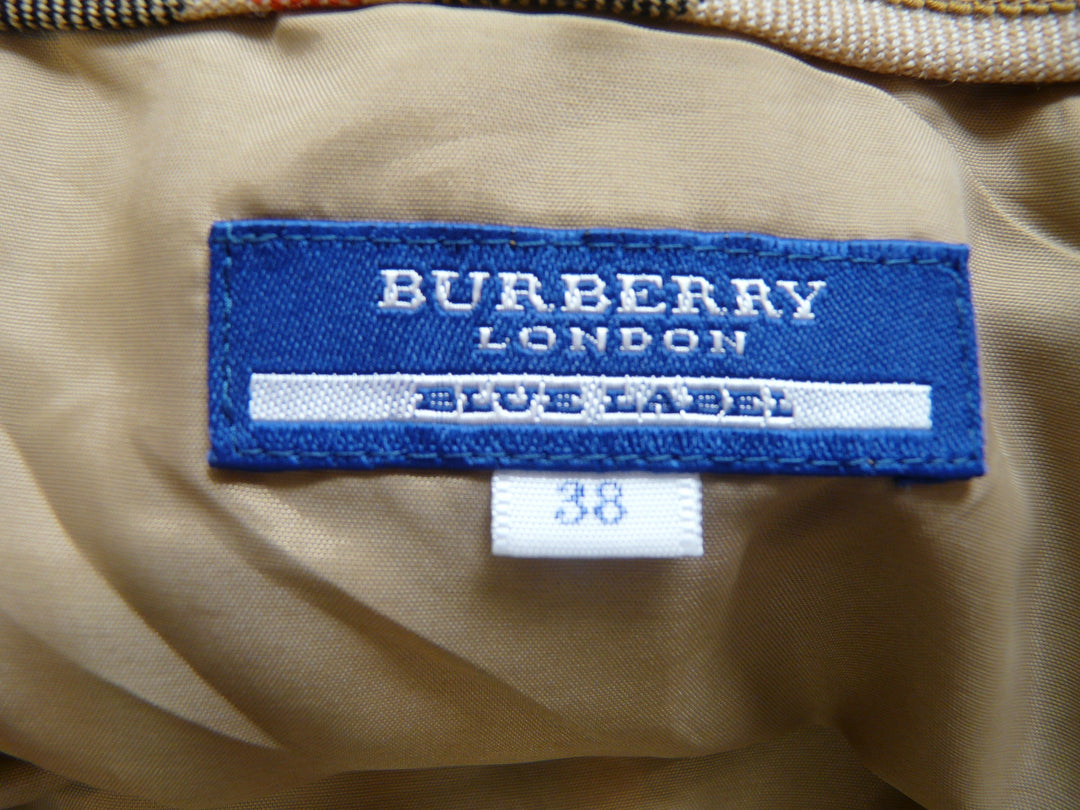 【激安古着】 BURBERRY　ミディアム丈　スカート
