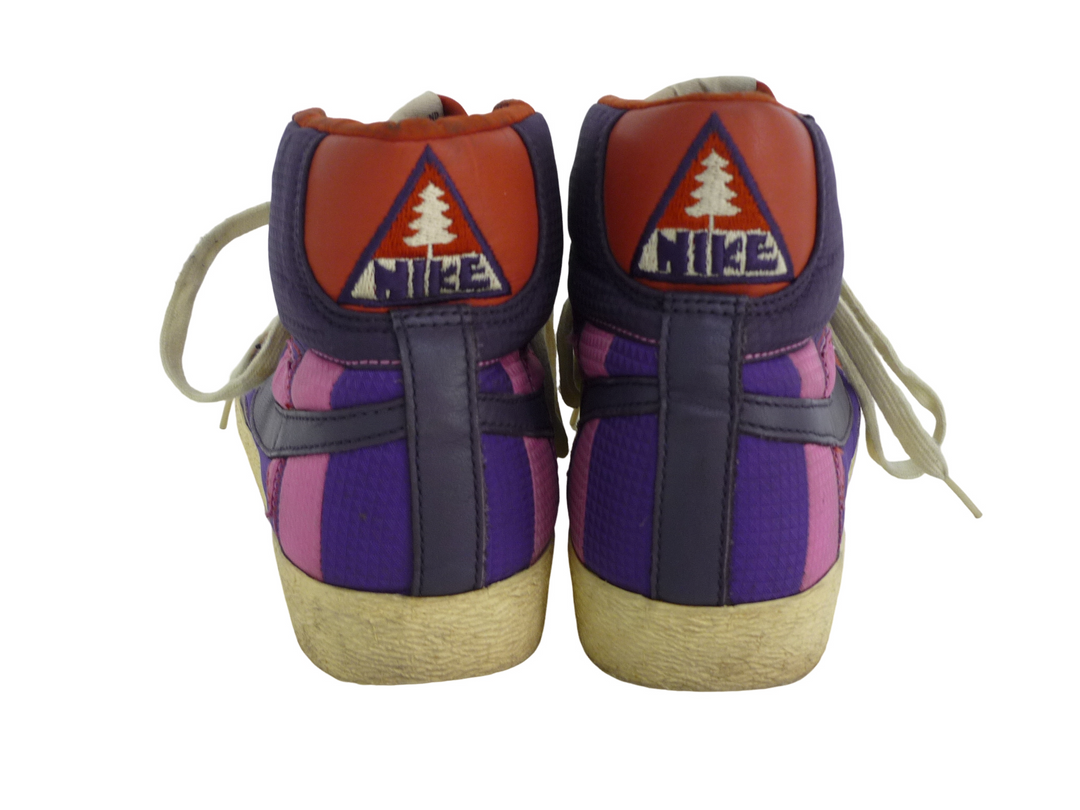 【小物/雑貨】  NIKE ナイキ　スニーカー　シューズ