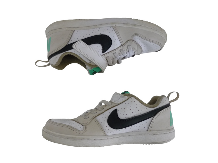 【小物/雑貨】  NIKE ナイキ　スニーカー　シューズ