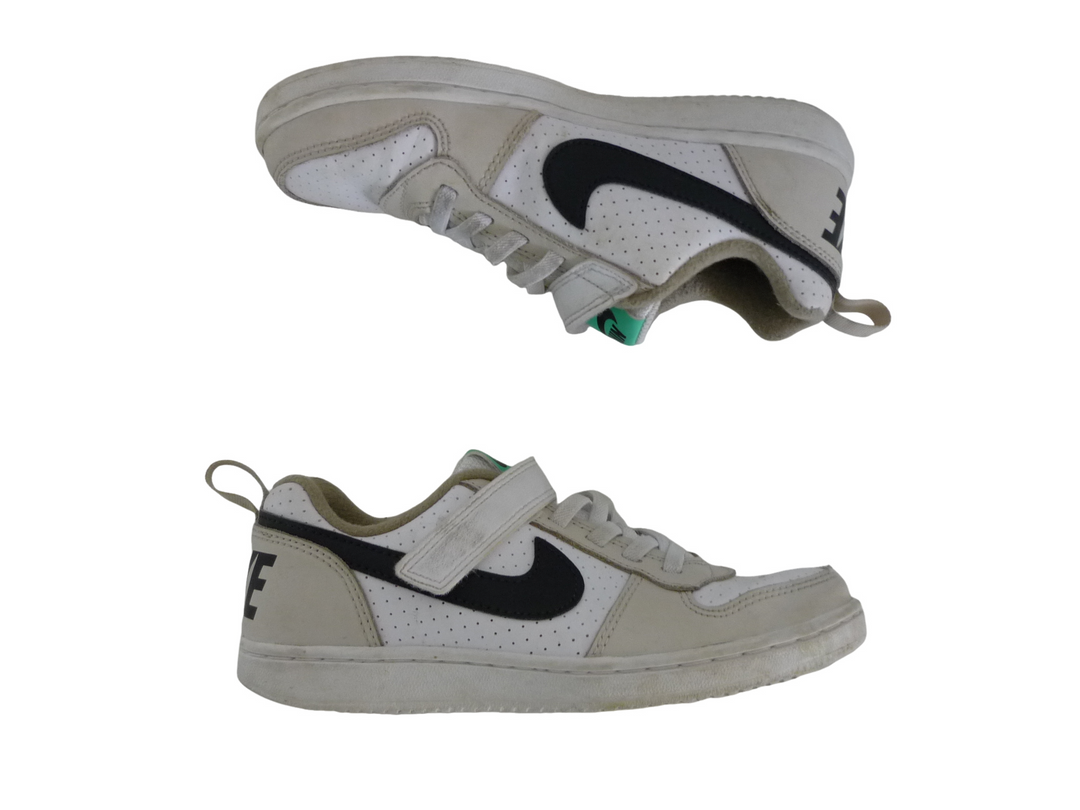 【小物/雑貨】  NIKE ナイキ　スニーカー　シューズ