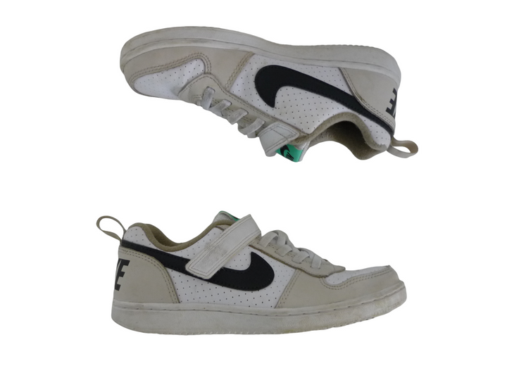 【小物/雑貨】  NIKE ナイキ　スニーカー　シューズ