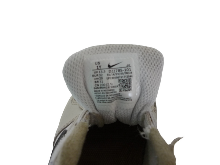 【小物/雑貨】  NIKE ナイキ　スニーカー　シューズ