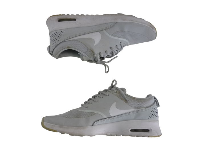 【小物/雑貨】  NIKE ナイキ　スニーカー　シューズ