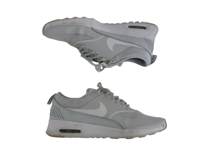 【小物/雑貨】  NIKE ナイキ　スニーカー　シューズ