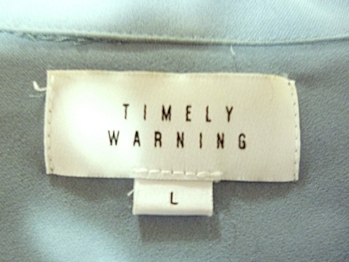 【激安古着】　TIMELY WARNING　半袖シャツ　トップス