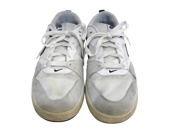 【小物/雑貨】NIKE ナイキ　スニーカー　シューズ