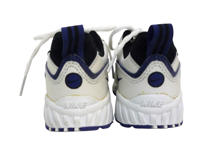 【小物/雑貨】NIKE、ナイキ　スニーカー　シューズ