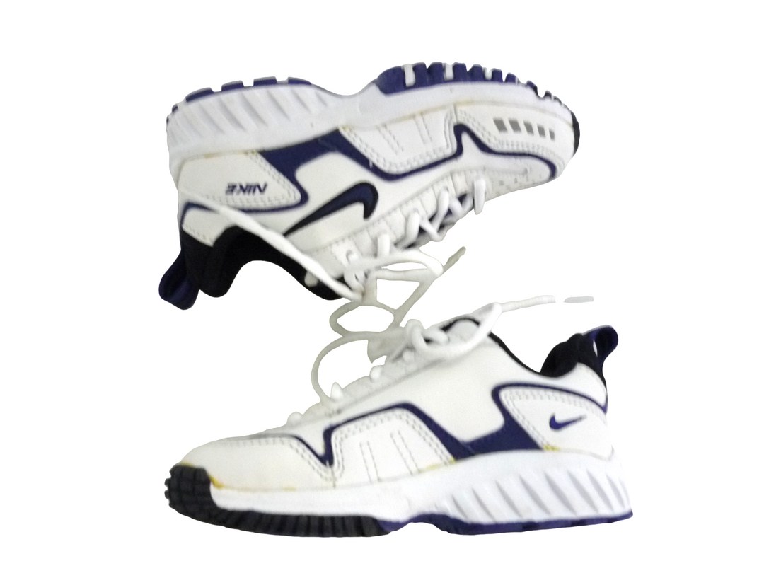 【小物/雑貨】NIKE、ナイキ　スニーカー　シューズ
