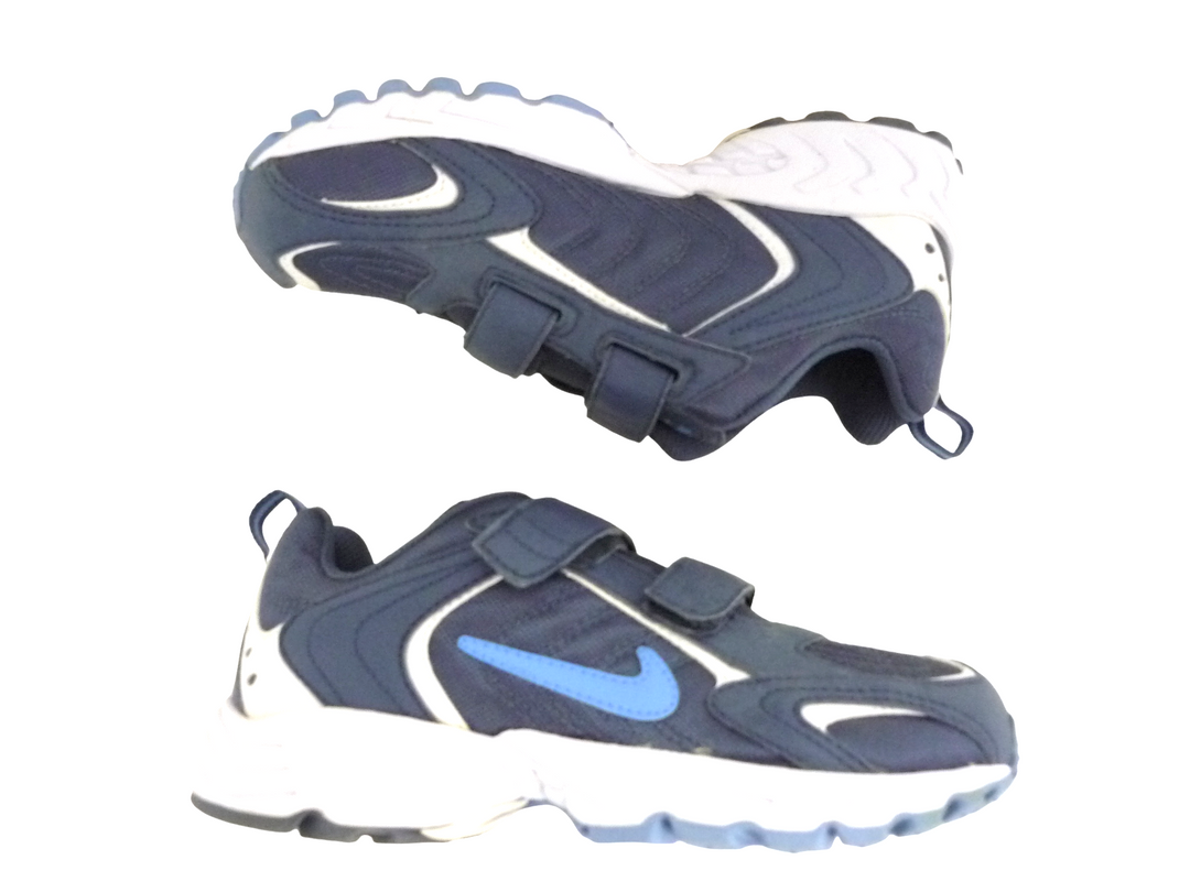【小物/雑貨】NIKE ナイキ　スニーカー　シューズ