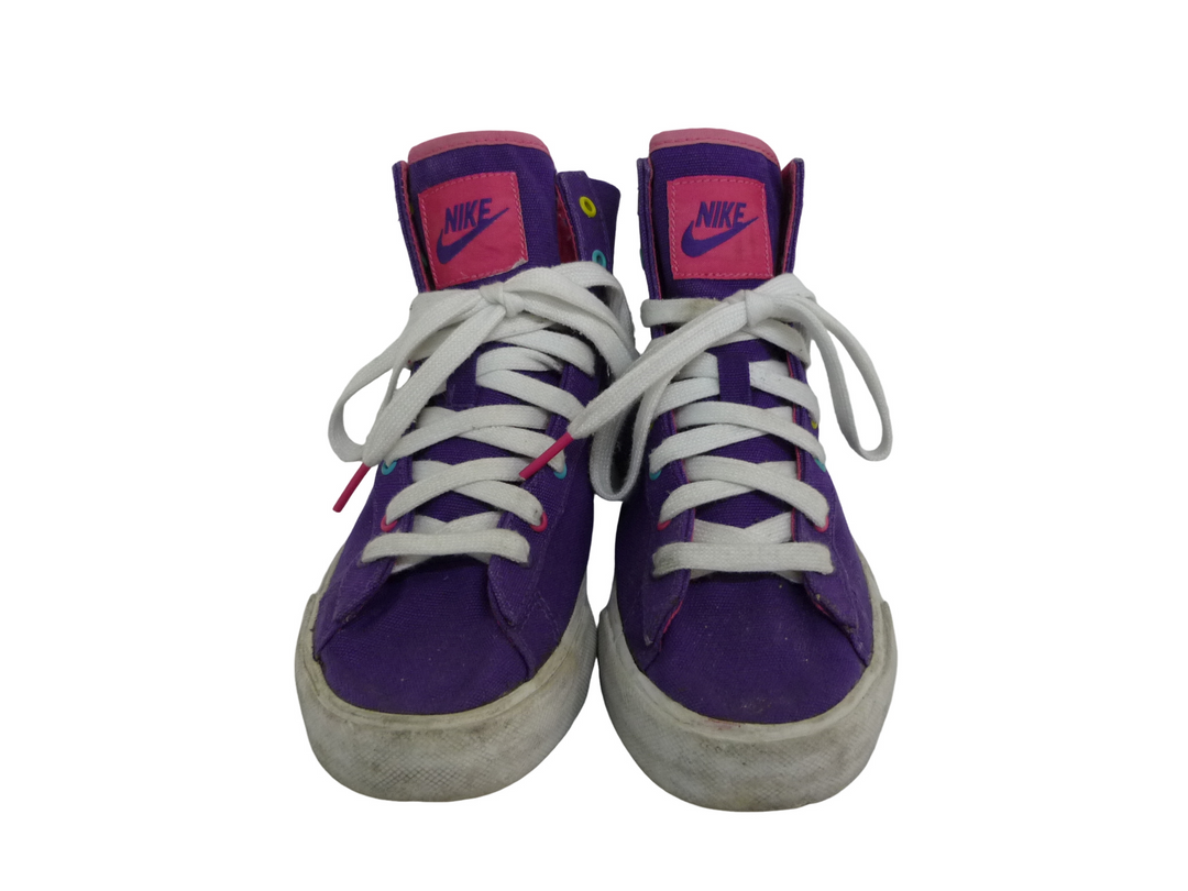 【小物/雑貨】  NIKE ナイキ　スニーカー　シューズ