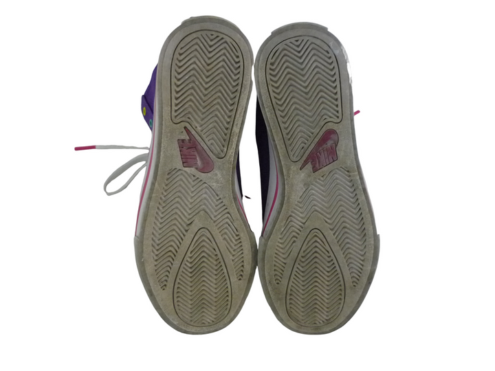 【小物/雑貨】  NIKE ナイキ　スニーカー　シューズ