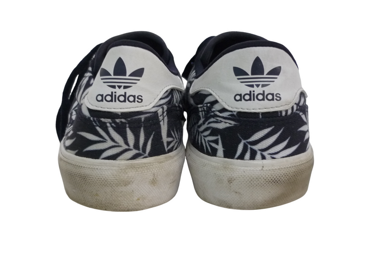 【小物/雑貨】  adidas アディダス　スニーカー　シューズ
