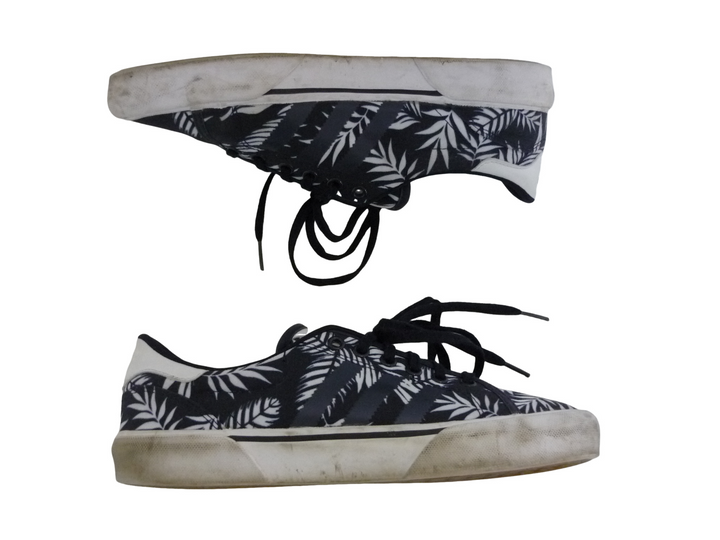 【小物/雑貨】  adidas アディダス　スニーカー　シューズ