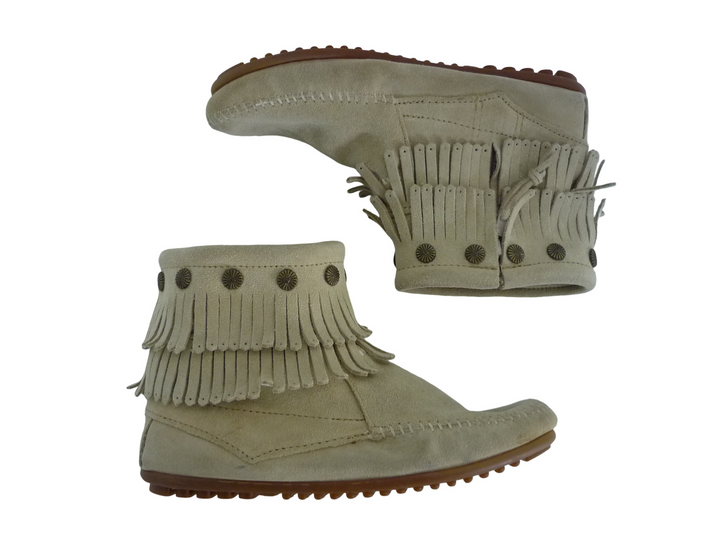 【小物/雑貨】 MINNETONKA　ブーツ ショート/ミディアム　シューズ