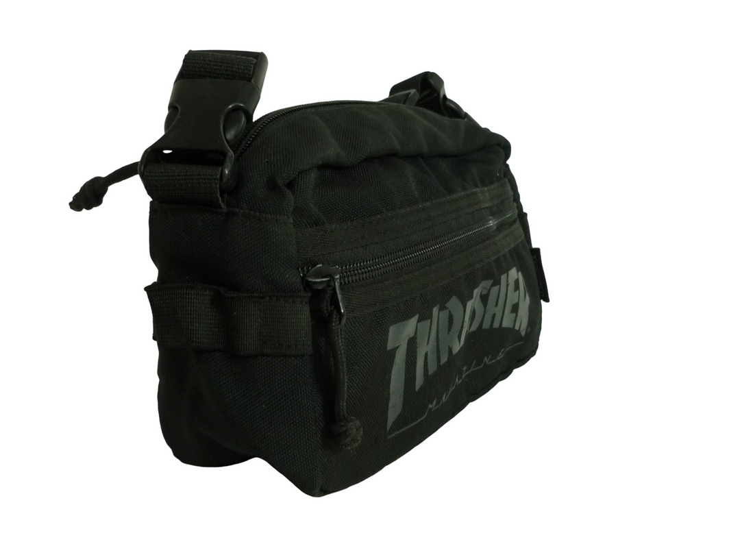 THRASHER　ショルダーバッグ　バッグ