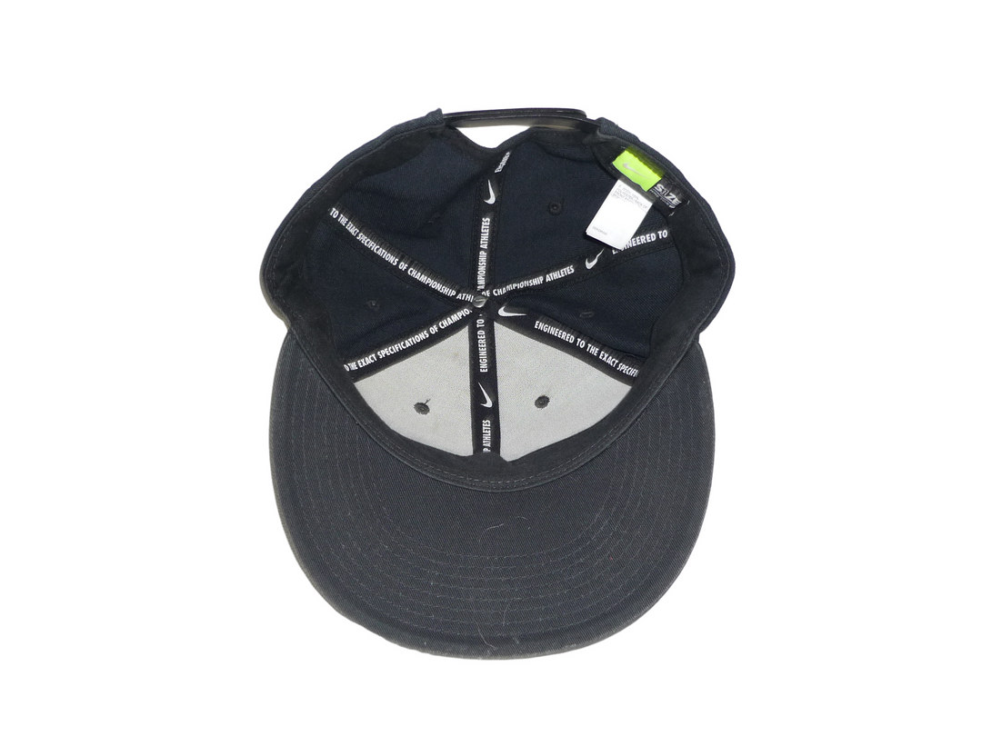 【小物/雑貨】  NIKEAIR ナイキエア　キャップ　帽子
