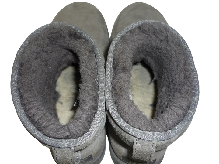 UGG　ファーブーツ　シューズ