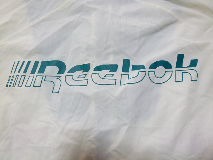 【激安古着】 Reebok　ナイロンジャケット　アウター