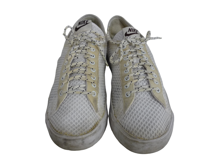 NIKE、ナイキ　スニーカー　シューズ