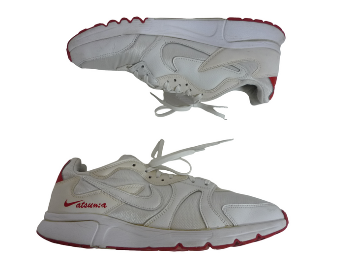 NIKE、ナイキ　スニーカー　シューズ