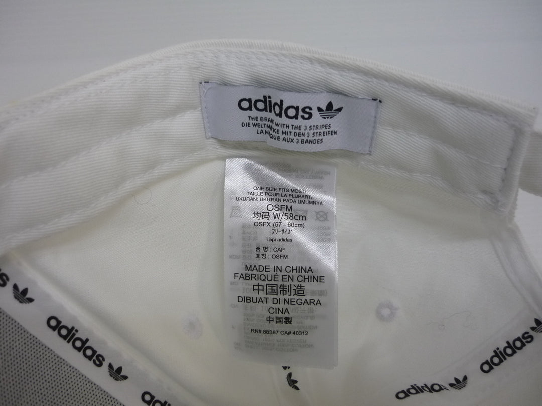 adidas アディダス　キャップ　帽子