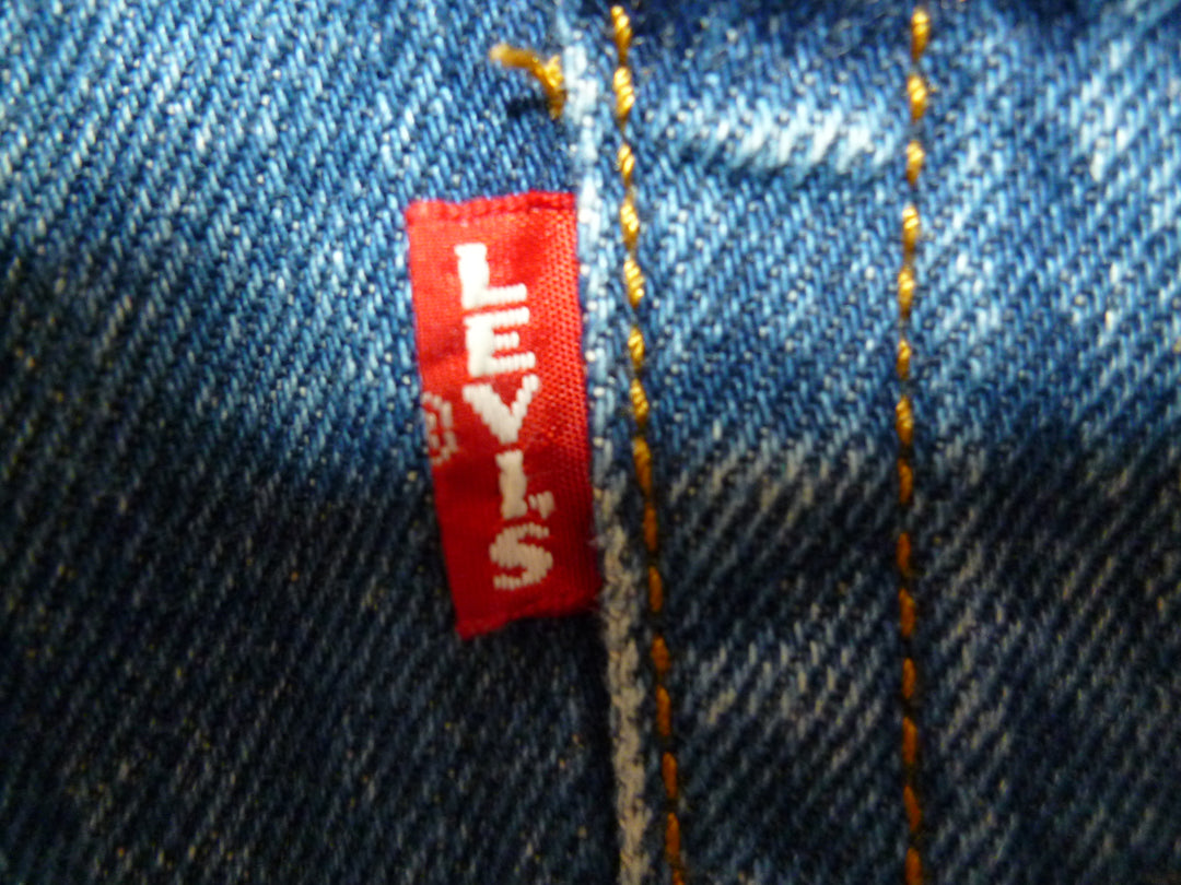 【激安古着】　LEVI’S PREMIUM WEDGIE STRAIGHT　デニムパンツ　パンツ
