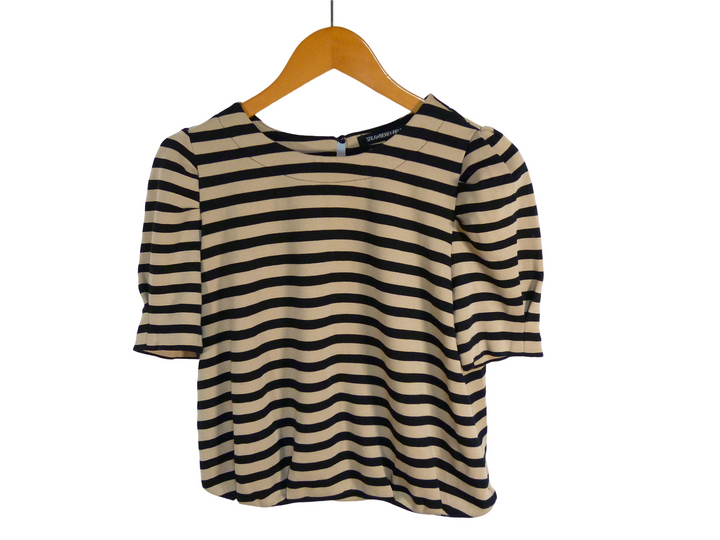 【激安古着】　STRAWBERRY-FIELDS　半袖Tシャツ　トップス