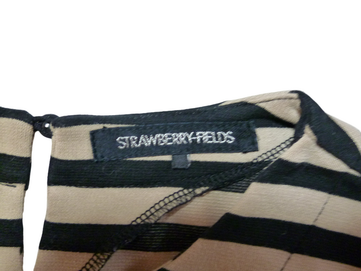 【激安古着】　STRAWBERRY-FIELDS　半袖Tシャツ　トップス