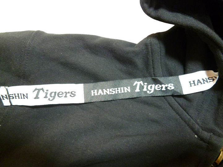 【激安古着】　HANSHIN Tigers　ジップアップパーカー　アウター