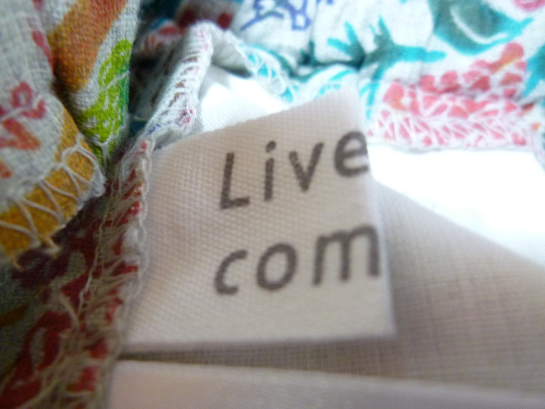 【激安古着】　Live in comfort　品質表示タグの画像から、ご確認をお願い致します。　パンツ