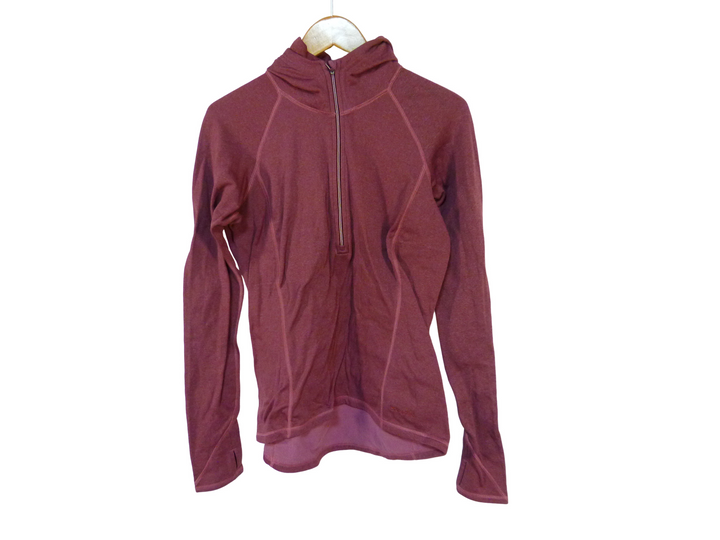 patagonia　ジップアップパーカー　トップス