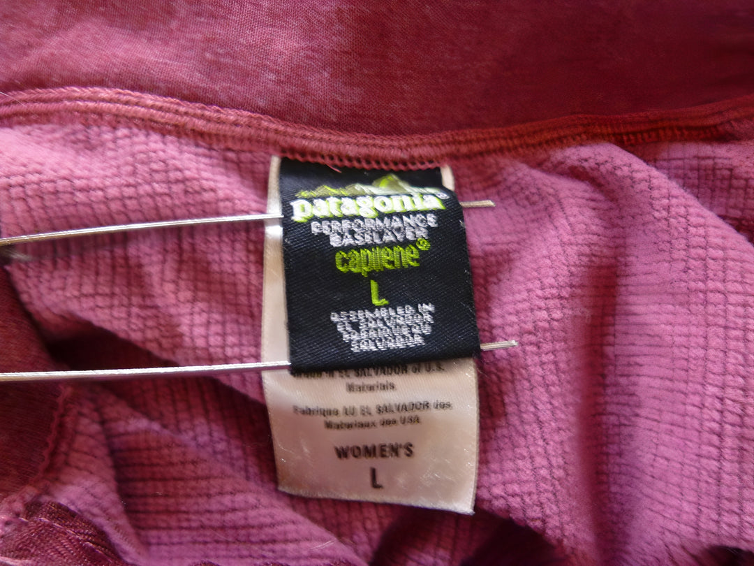 patagonia　ジップアップパーカー　トップス