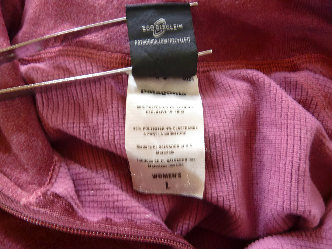 patagonia　ジップアップパーカー　トップス
