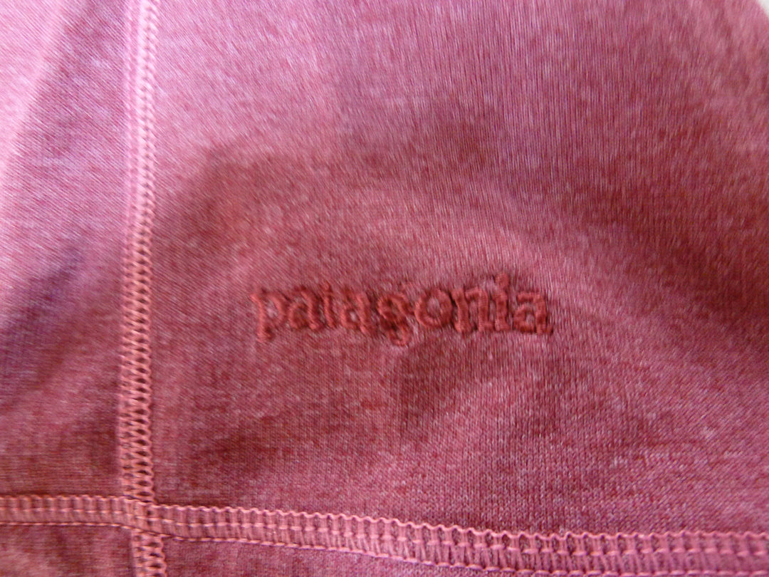 patagonia　ジップアップパーカー　トップス