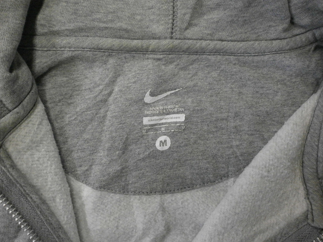 【激安古着】 NIKE　ジップアップパーカー　アウター