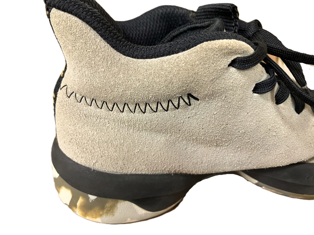 【小物/雑貨】 adidas　スニーカー　シューズ