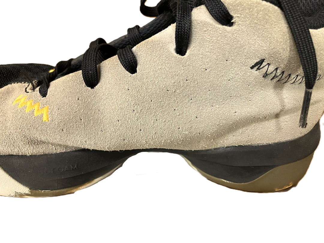 【小物/雑貨】 adidas　スニーカー　シューズ