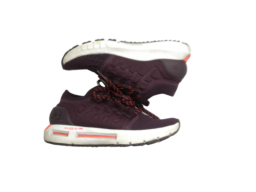 【小物/雑貨】 UNDER ARMOUR　スニーカー　シューズ
