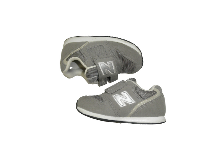 【小物/雑貨】 new balance　スニーカー　シューズ